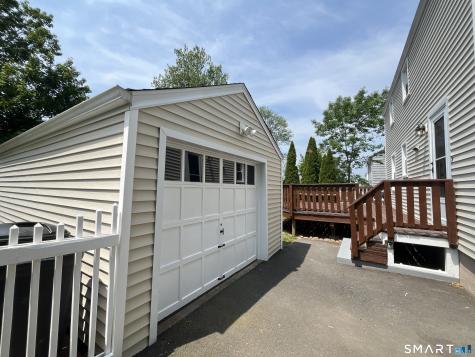 65 Buell Street North Haven CT 06473