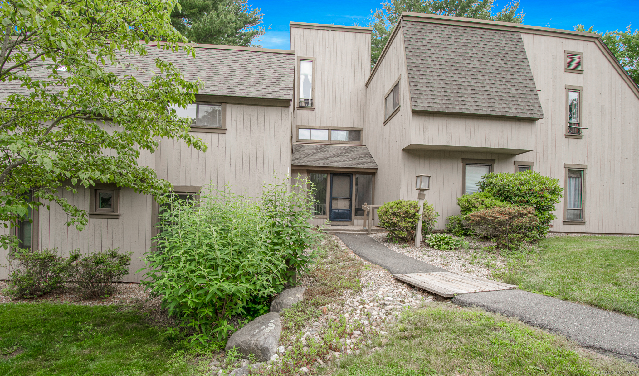 101 Mallard Drive Farmington CT 06032