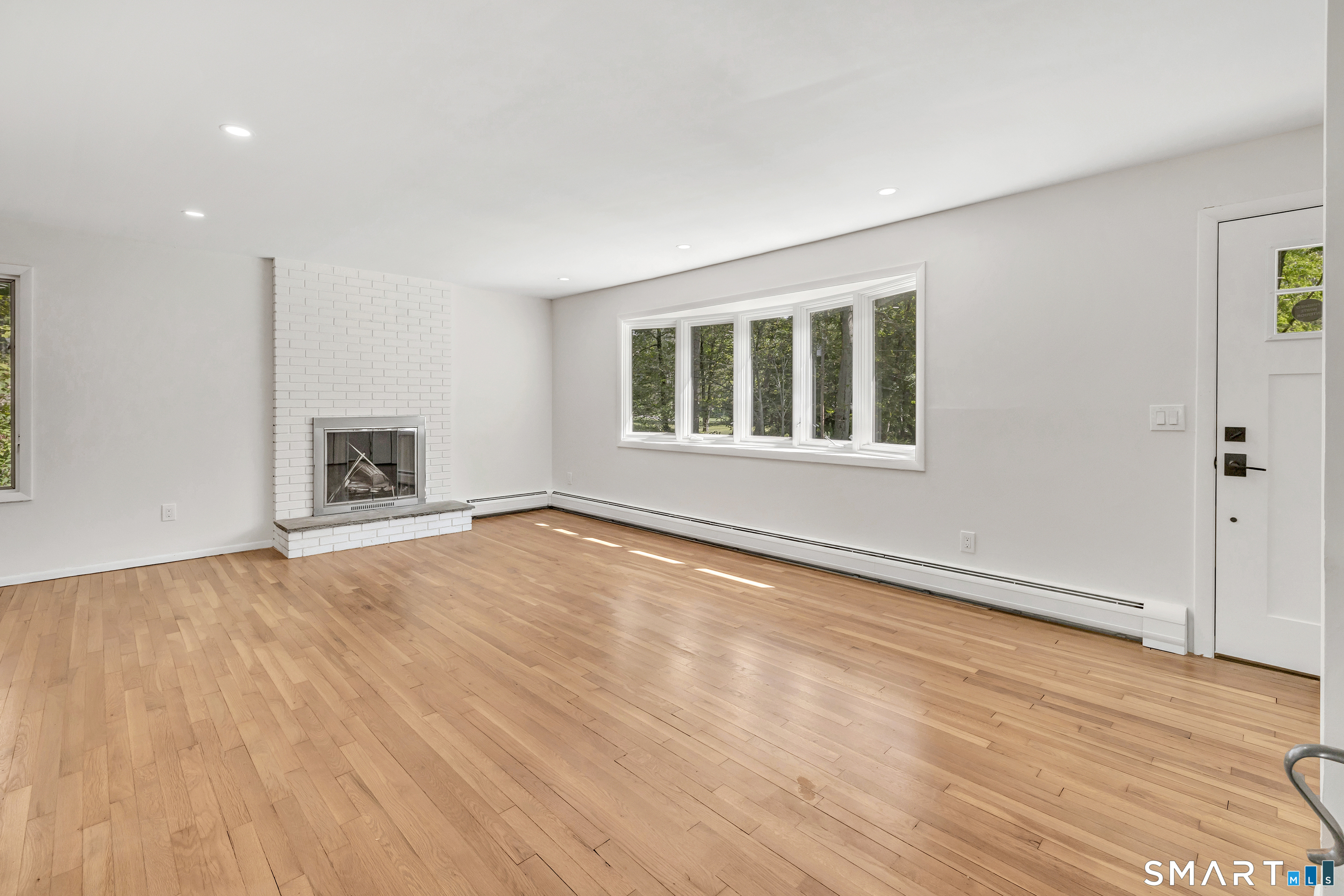 48 Crestwood Road Monroe CT 06468