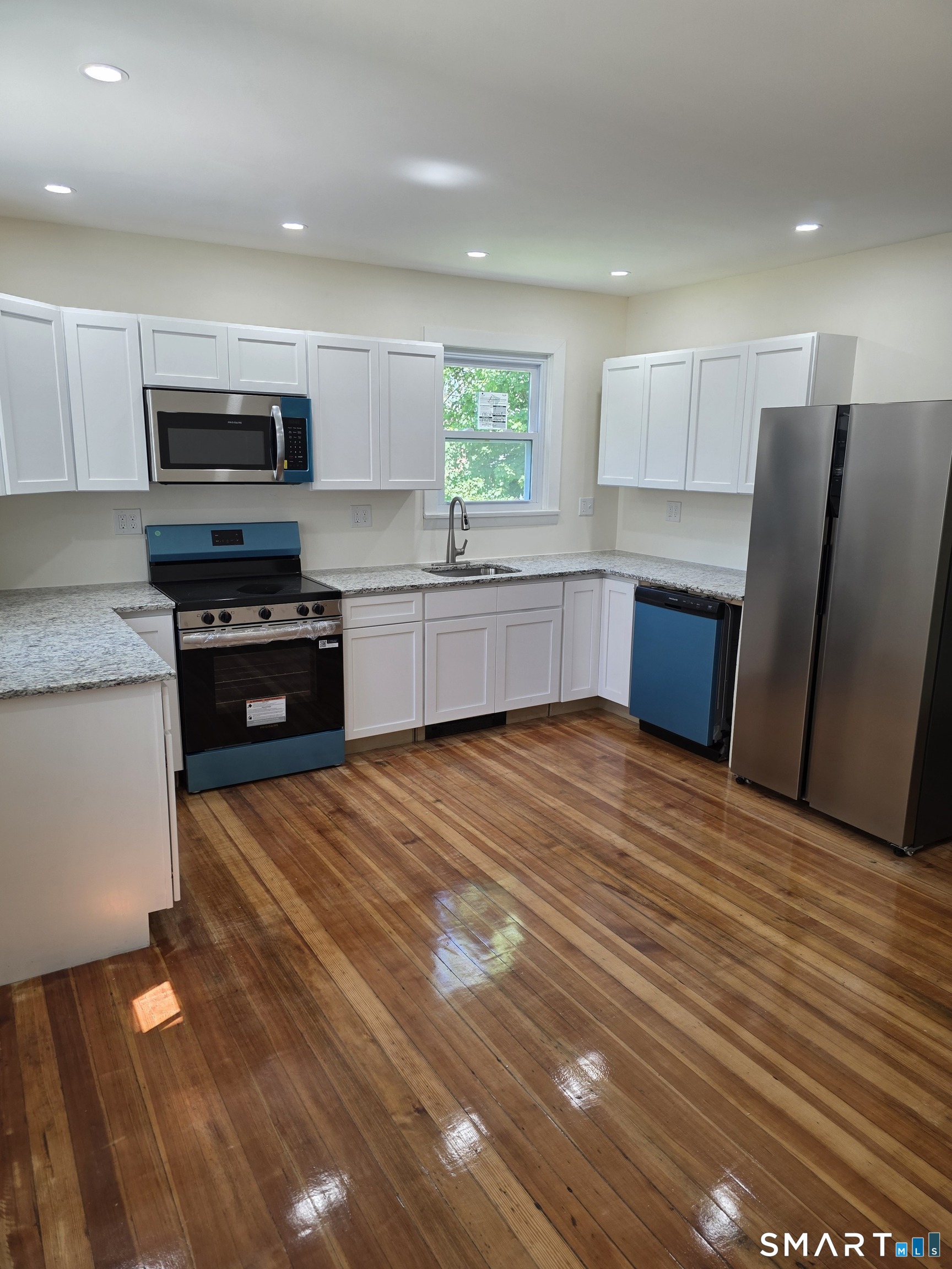 54 Prospect Street Enfield CT 06082