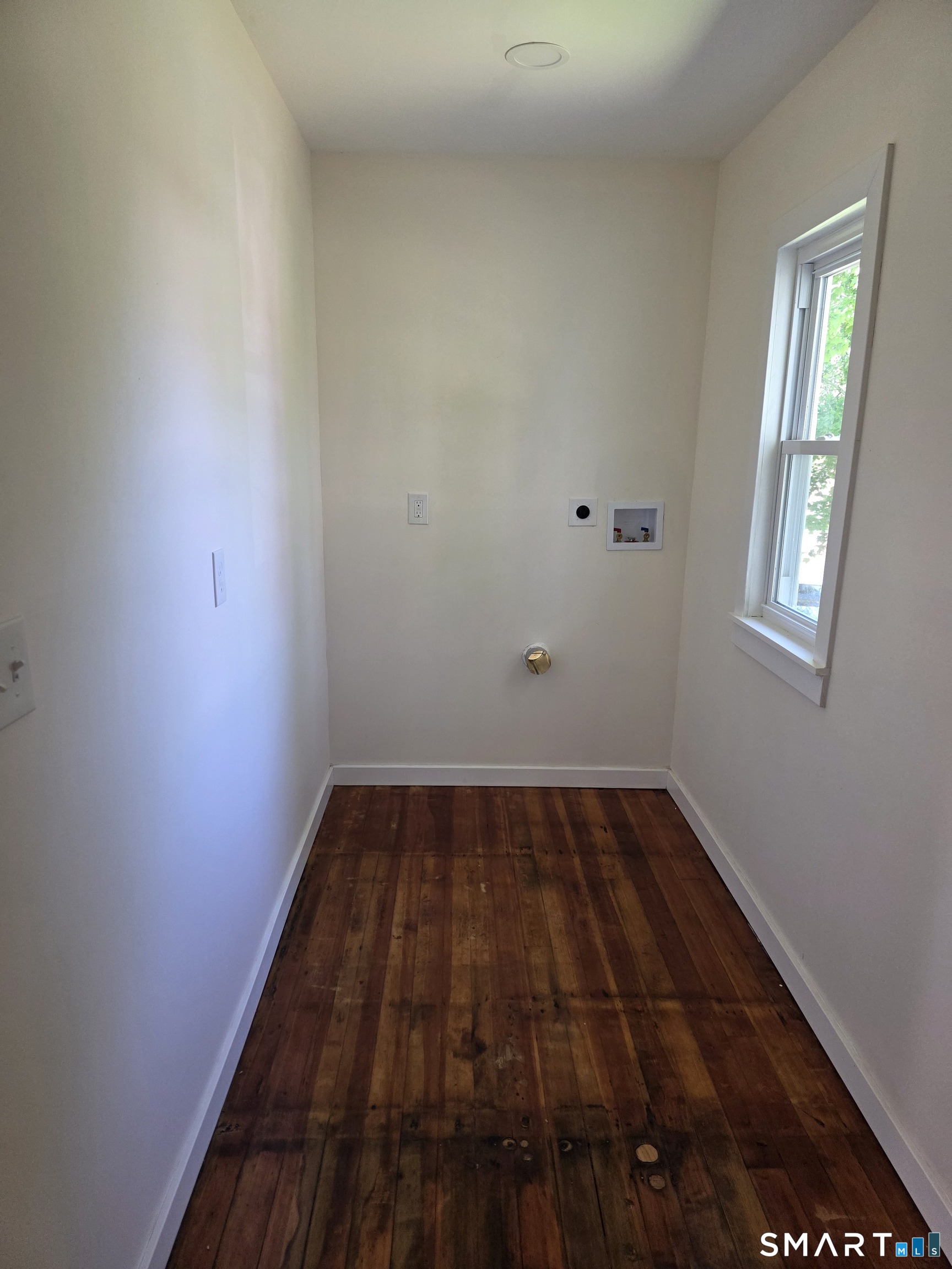 54 Prospect Street Enfield CT 06082