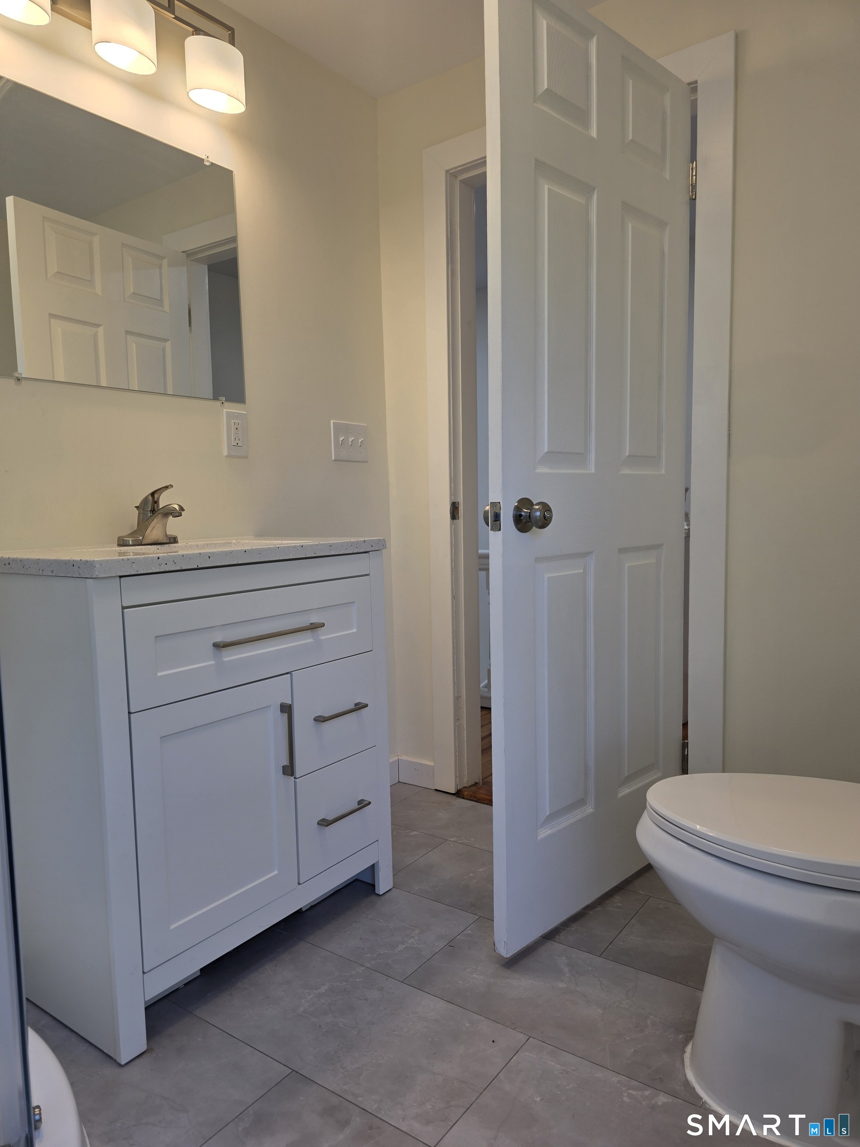 54 Prospect Street Enfield CT 06082