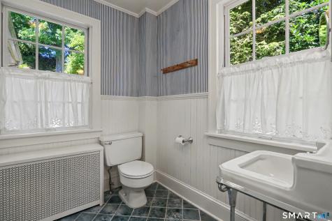 8 Sherwood Drive Westport CT 06880