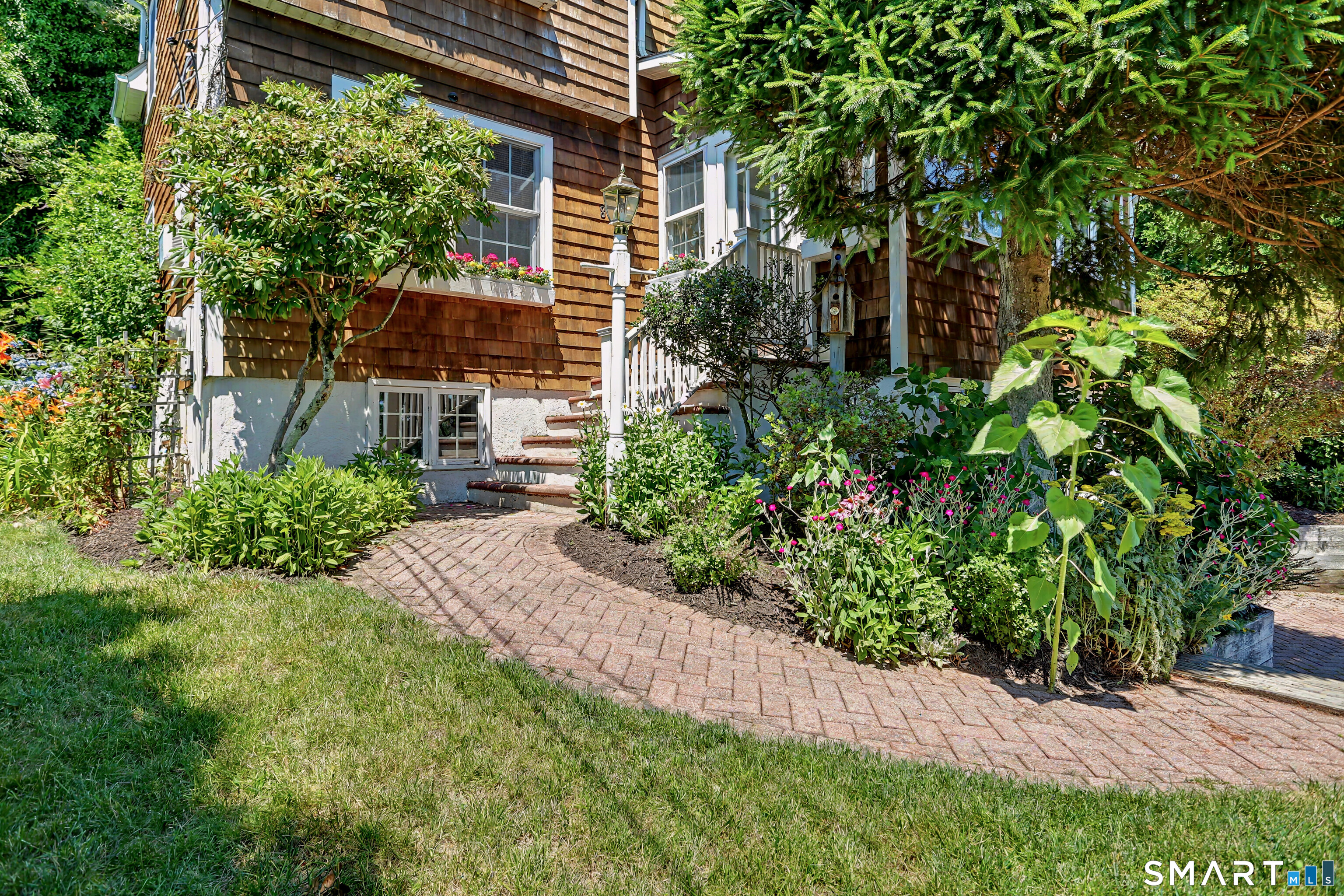 8 Sherwood Drive Westport CT 06880