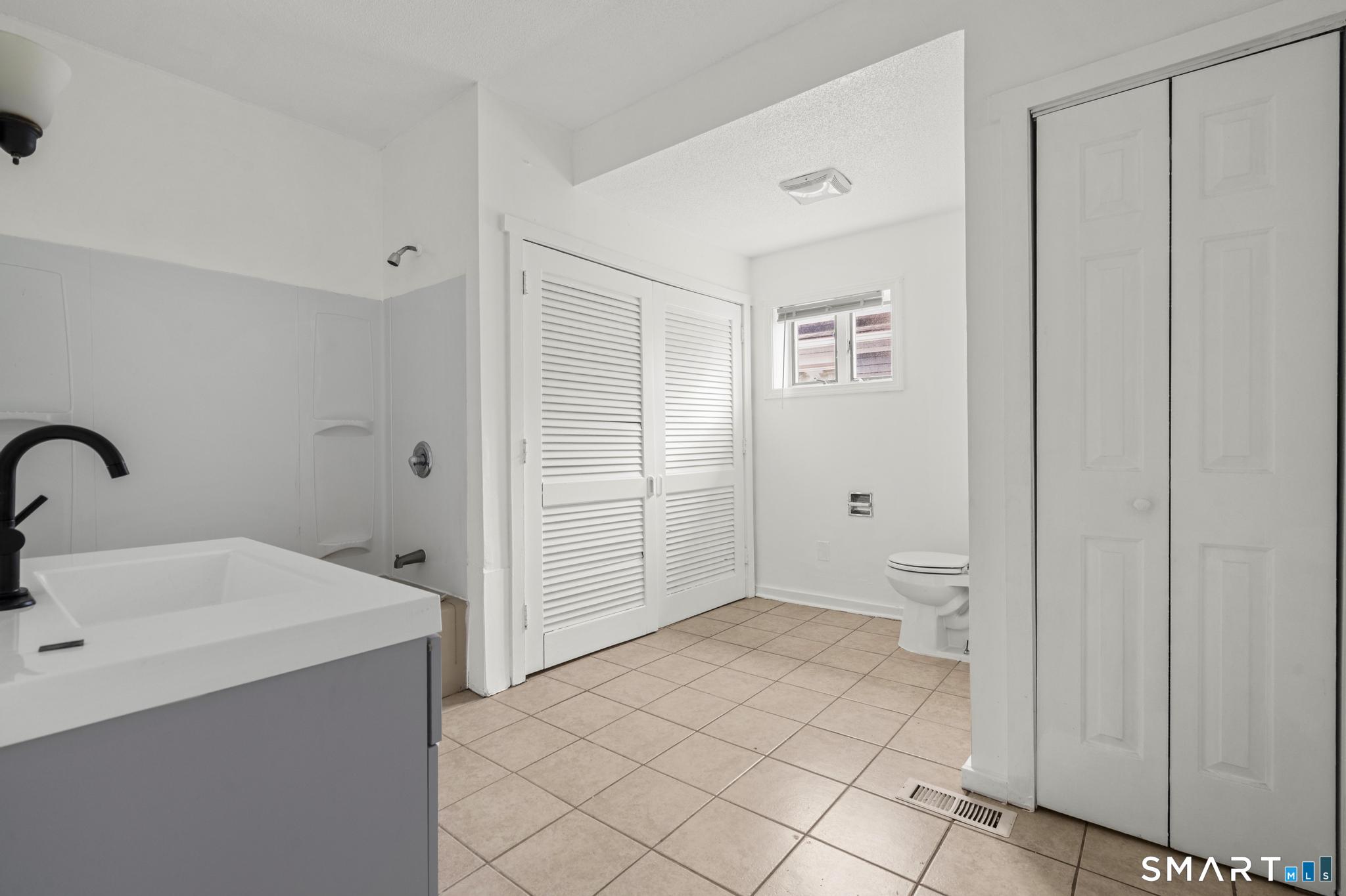 48 Bowen Street Hamden CT 06514