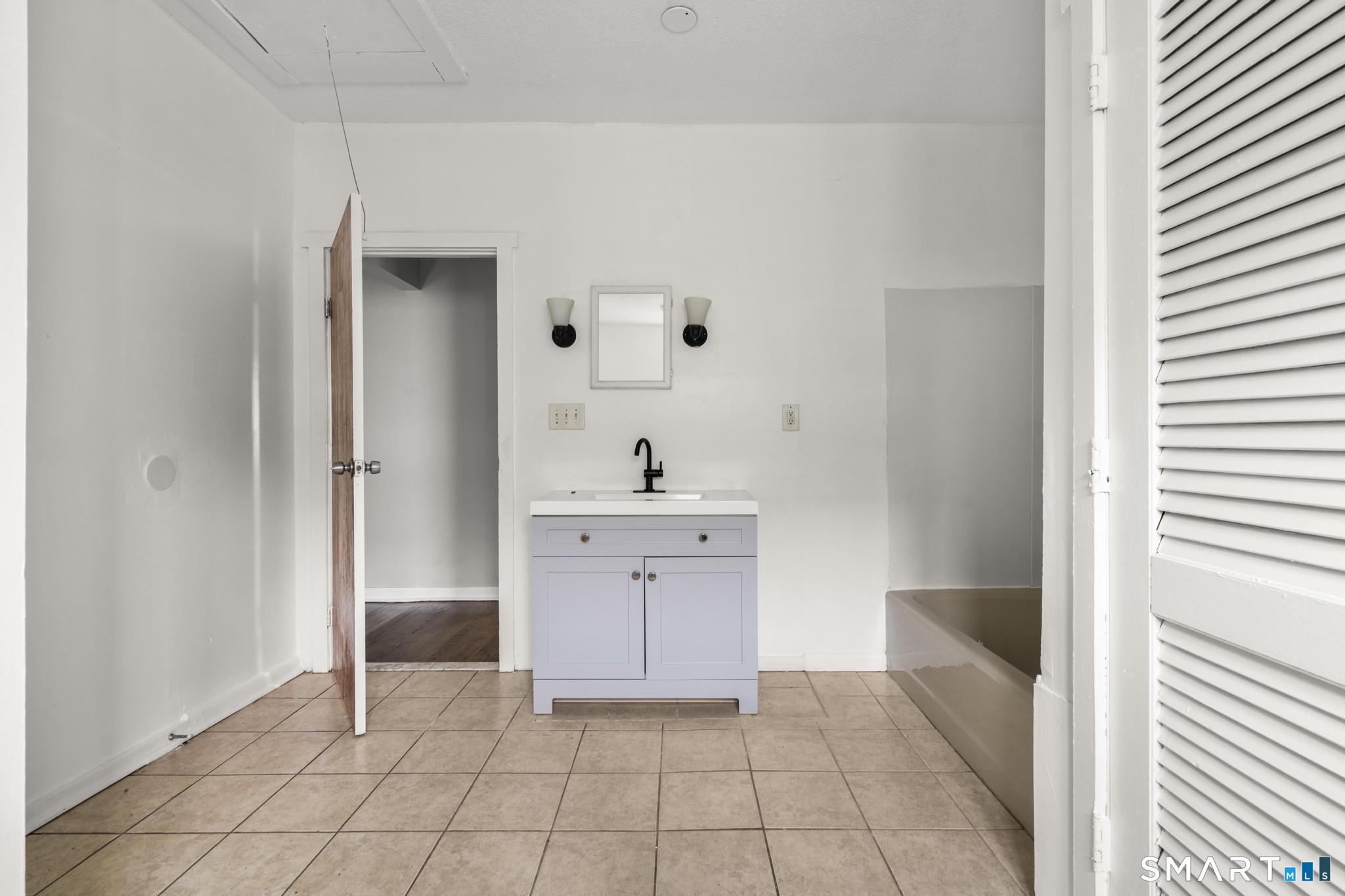 48 Bowen Street Hamden CT 06514