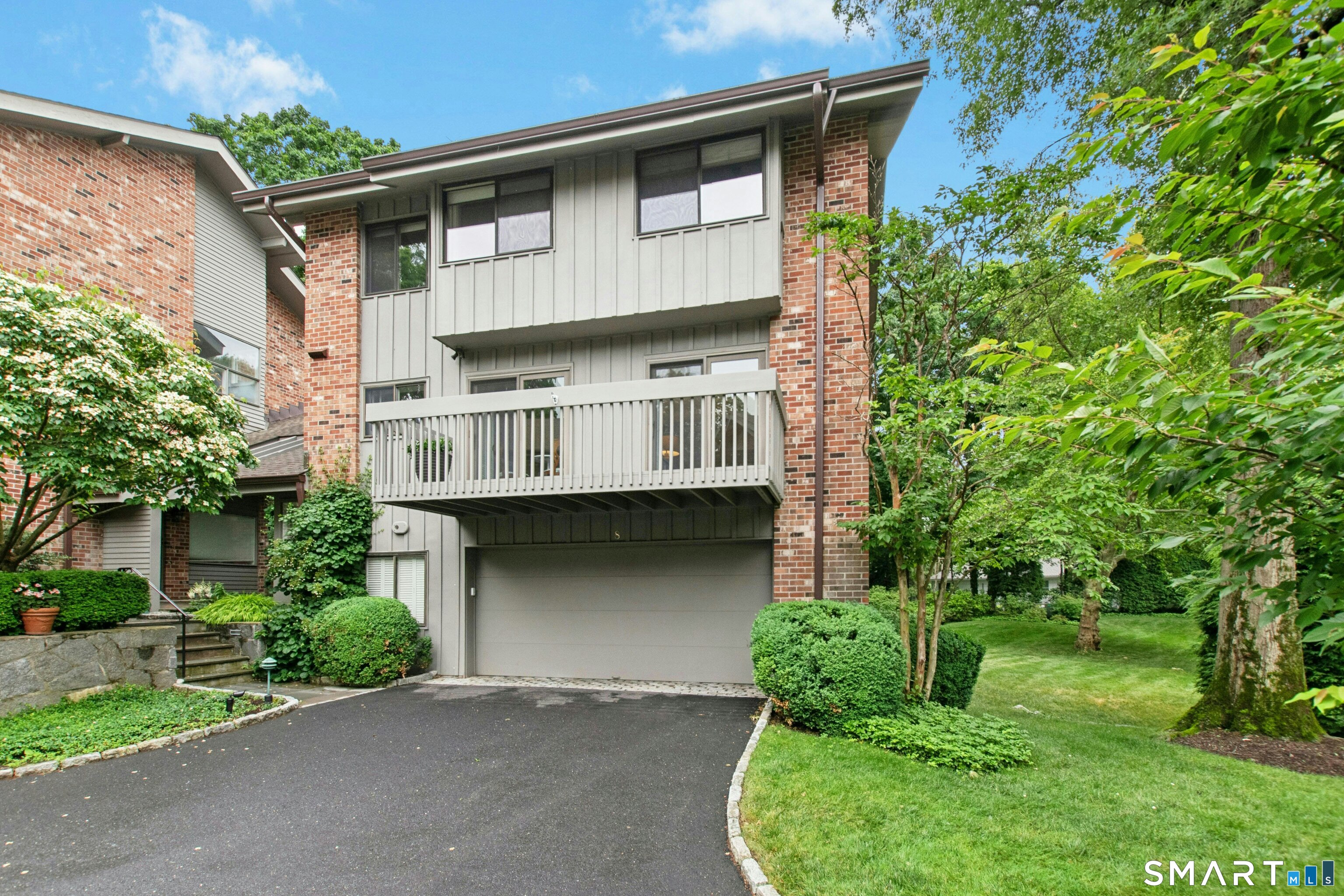 377 Main Street New Canaan CT 06840