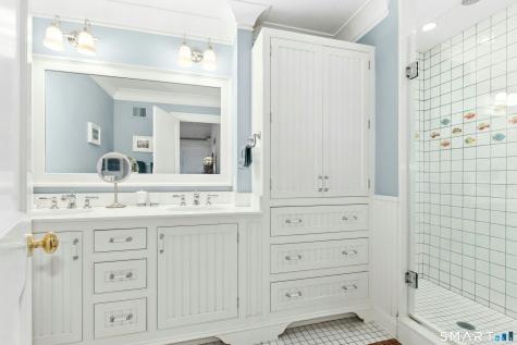 377 Main Street New Canaan CT 06840