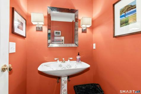 377 Main Street New Canaan CT 06840