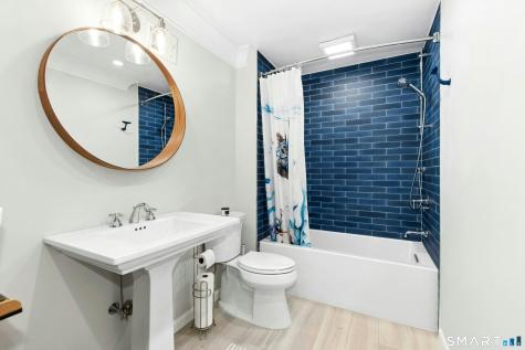 377 Main Street New Canaan CT 06840