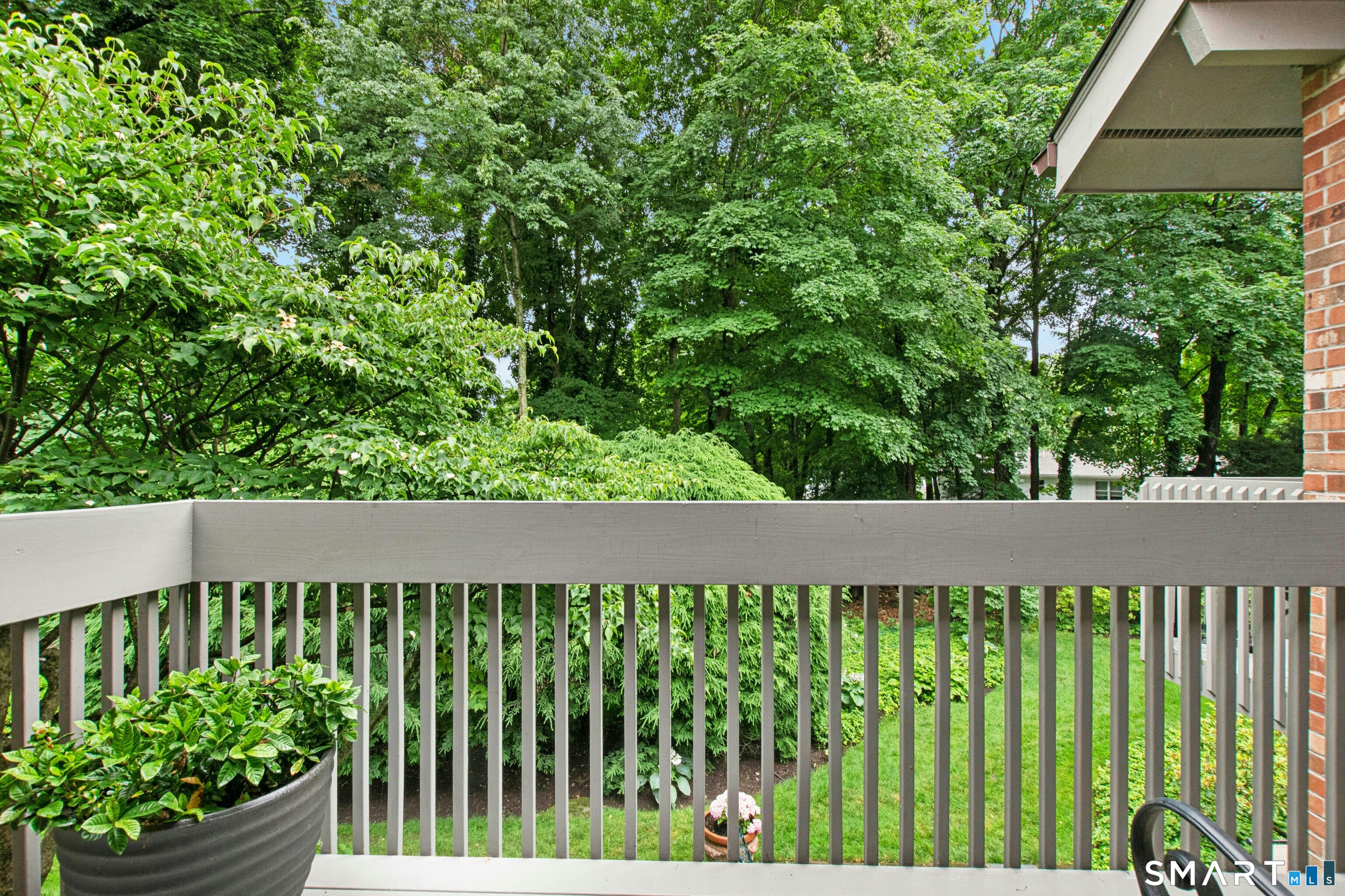 377 Main Street New Canaan CT 06840