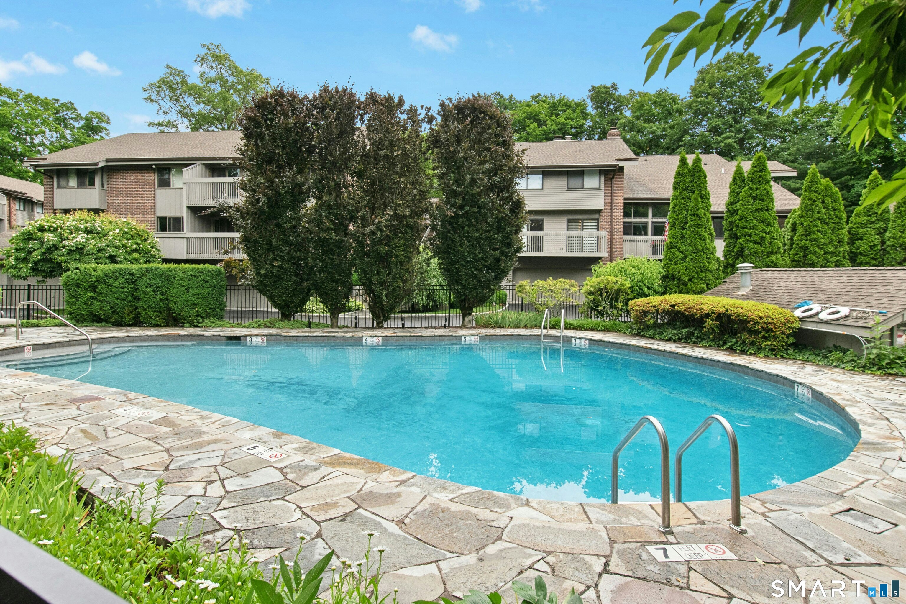 377 Main Street New Canaan CT 06840