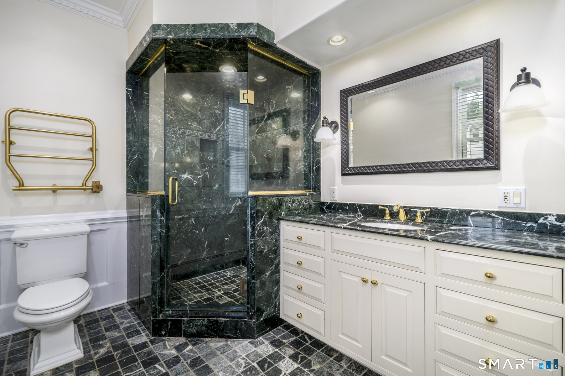 18 Elm Tree Place Stamford CT 06906