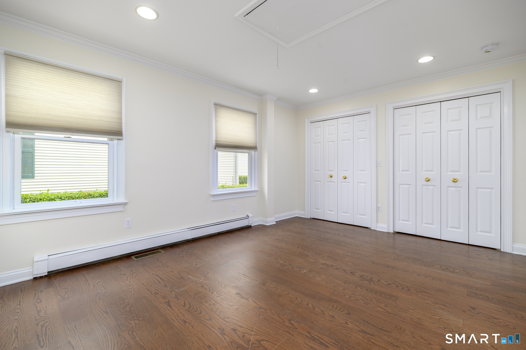 18 Elm Tree Place Stamford CT 06906