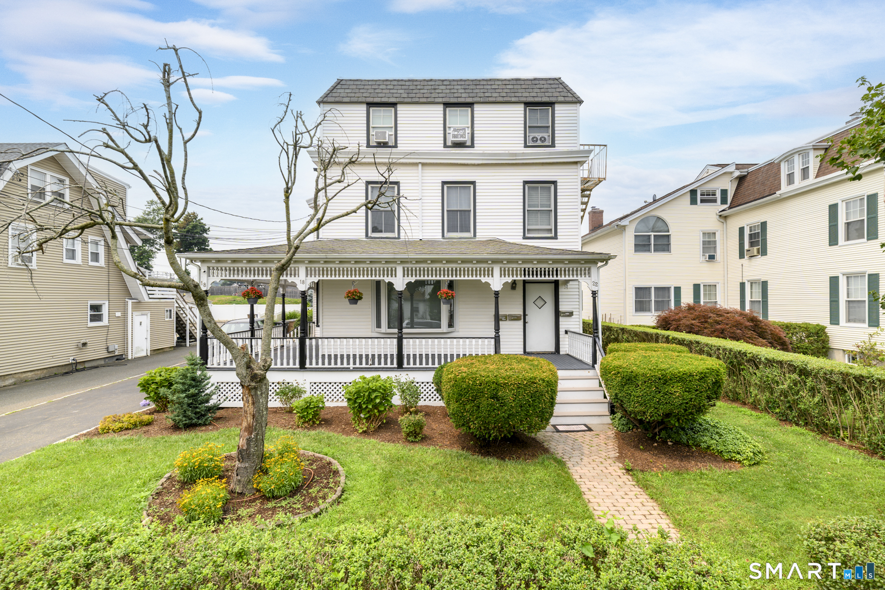 18 Elm Tree Place Stamford CT 06906