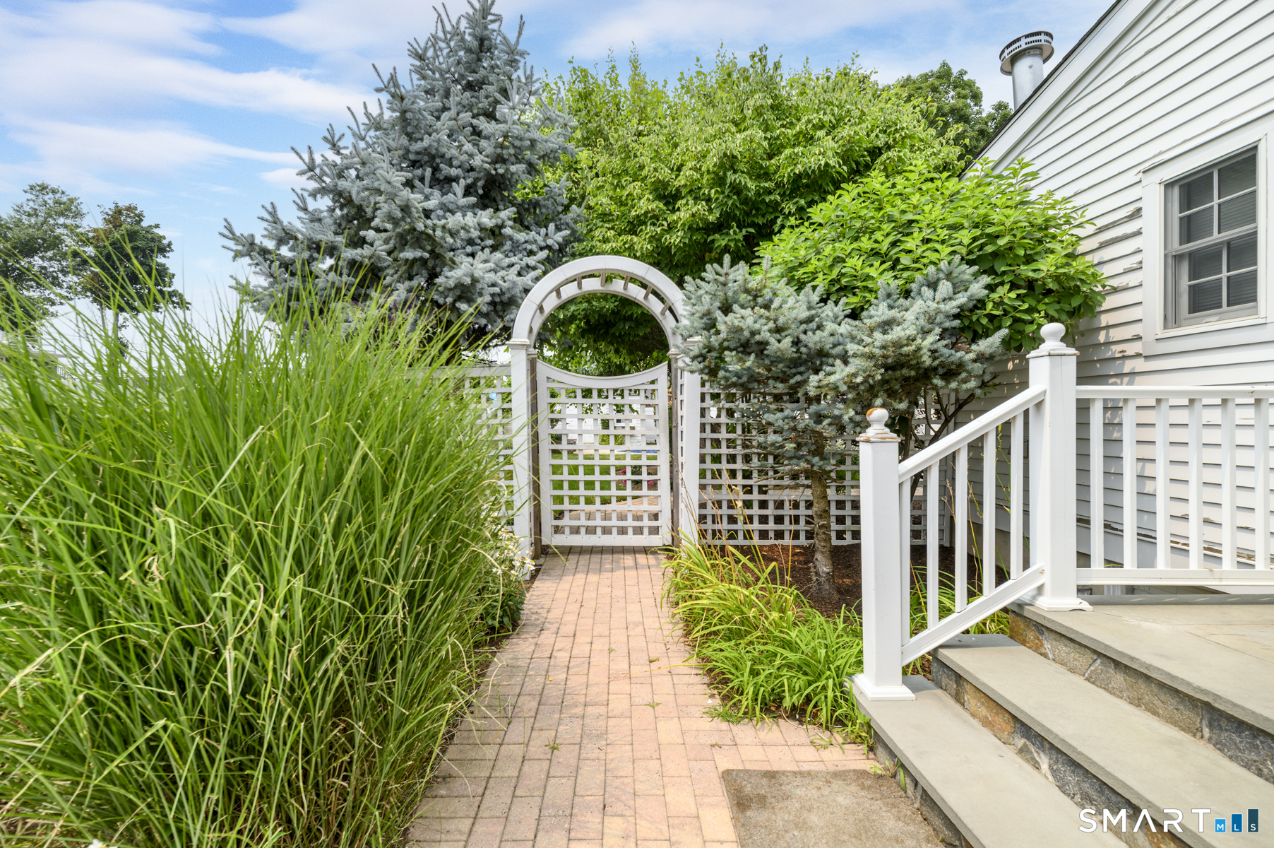 18 Elm Tree Place Stamford CT 06906