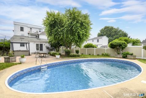 18 Elm Tree Place Stamford CT 06906