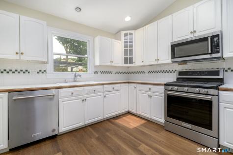 18 Elm Tree Place Stamford CT 06906
