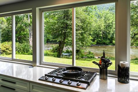 35 Kirk Road Sharon CT 06796