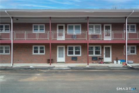 136 Liberty Street Clinton CT 06413