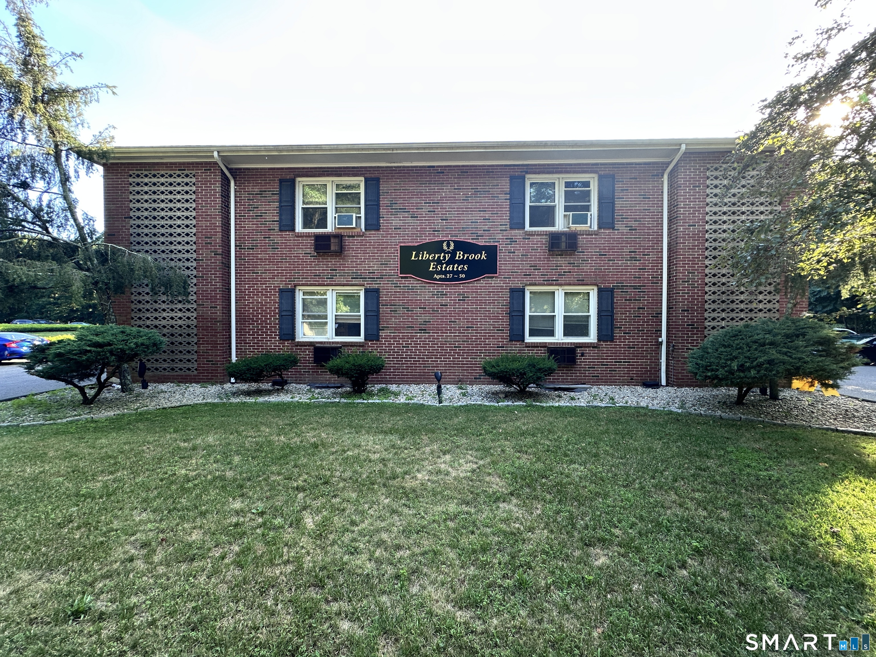 136 Liberty Street Clinton CT 06413