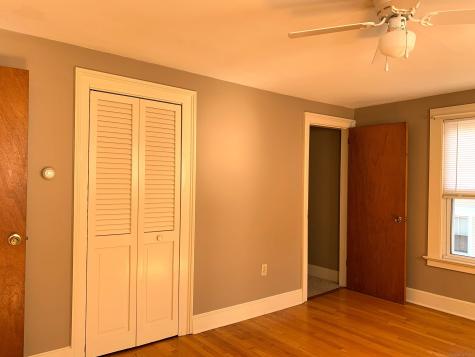 96 Main St Street Branford CT 06405