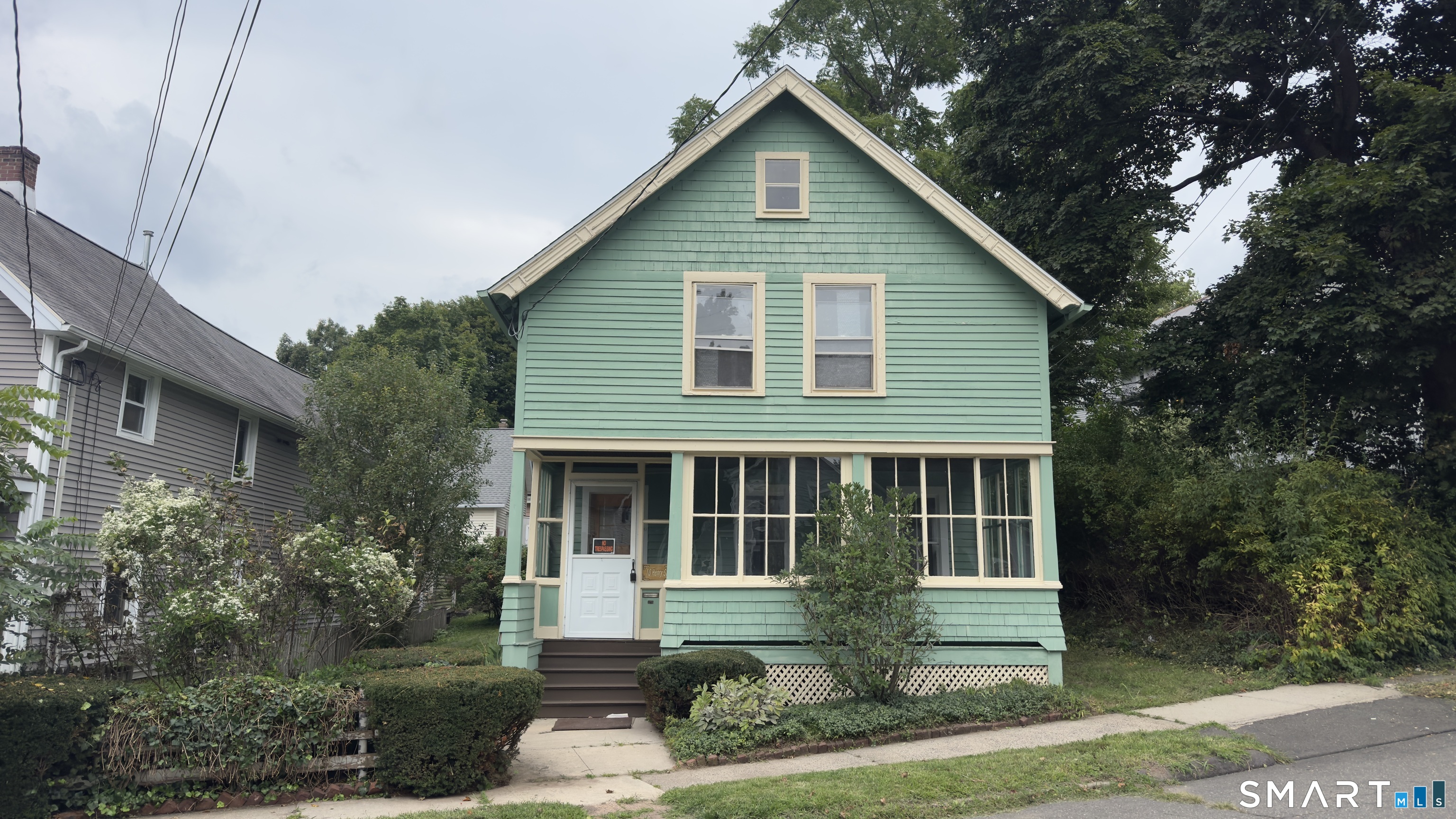 10 Henry Street Bristol CT 06010