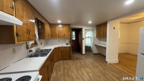 10 Henry Street Bristol CT 06010