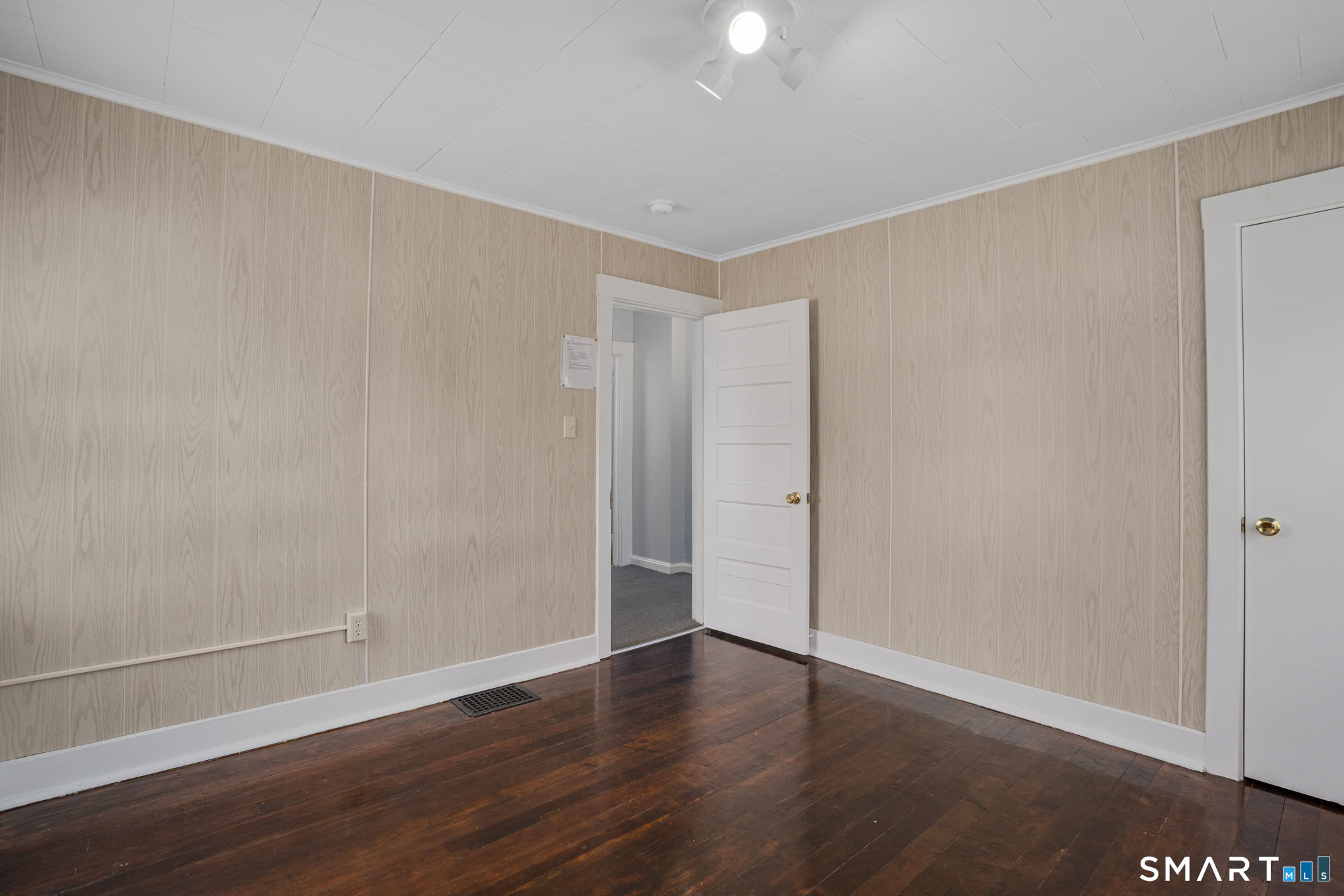 6B Boys Avenue Killingly CT 06239
