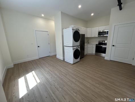 472 Main Street Middletown CT 06457