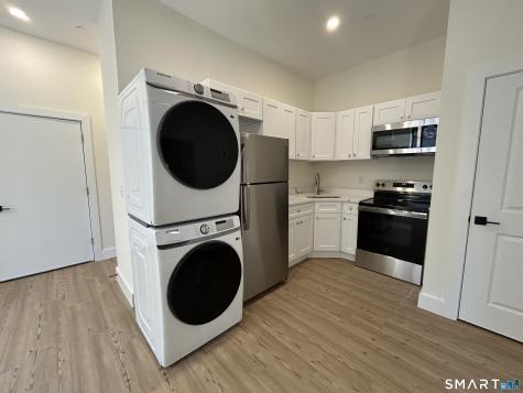 472 Main Street Middletown CT 06457