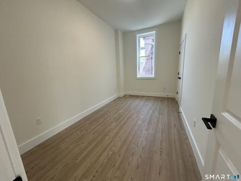 472 Main Street Middletown CT 06457