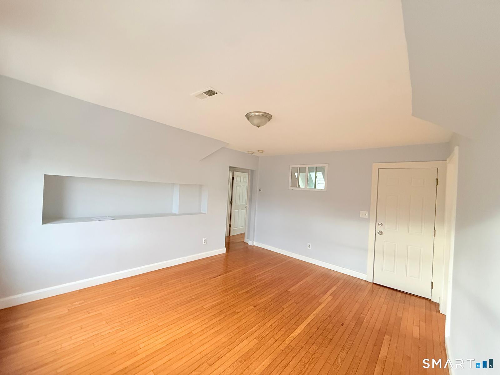 73 Vine Street Bridgeport CT 06604