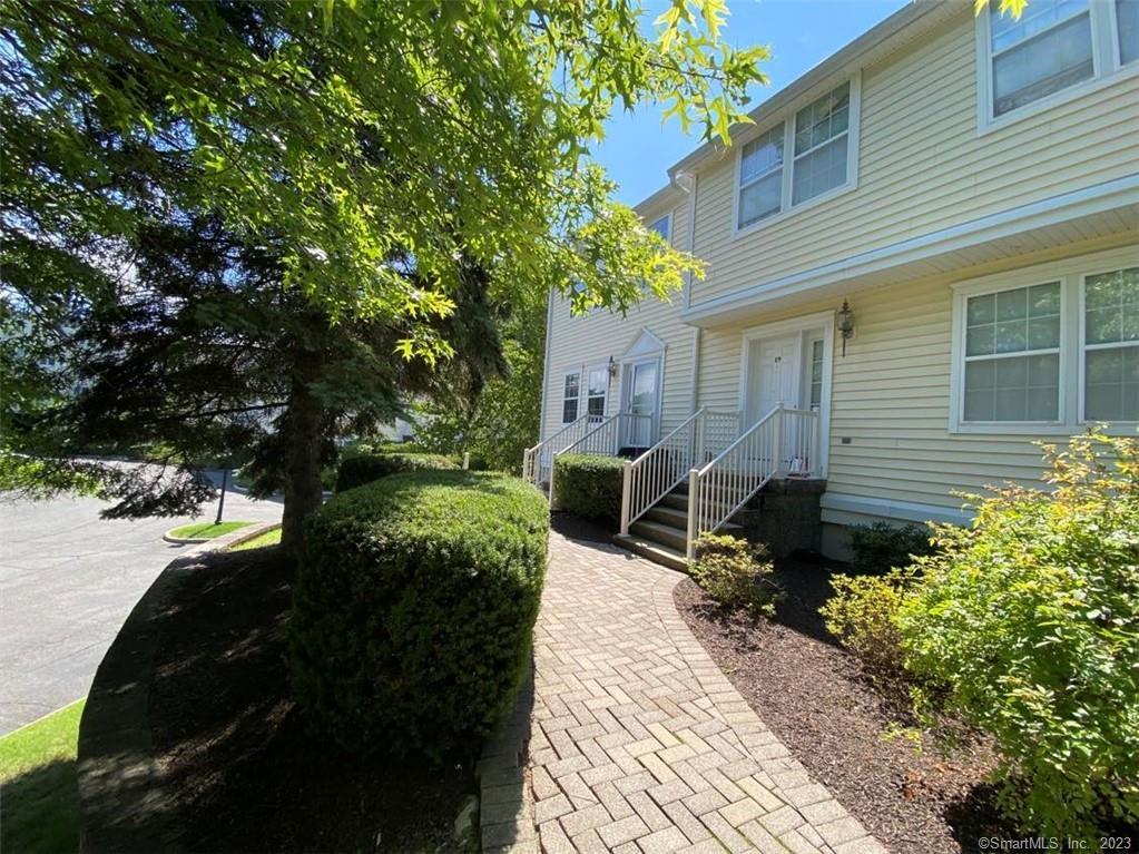 633 Danbury Road Ridgefield CT 06877