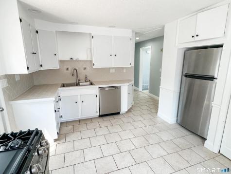 439 Henry Ave Extension Stratford CT 06614
