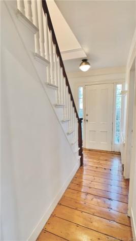 270 North Water Street Stonington CT 06378