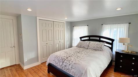 270 North Water Street Stonington CT 06378