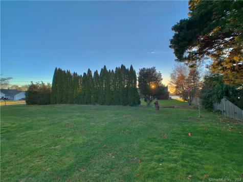 270 North Water Street Stonington CT 06378