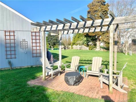 270 North Water Street Stonington CT 06378