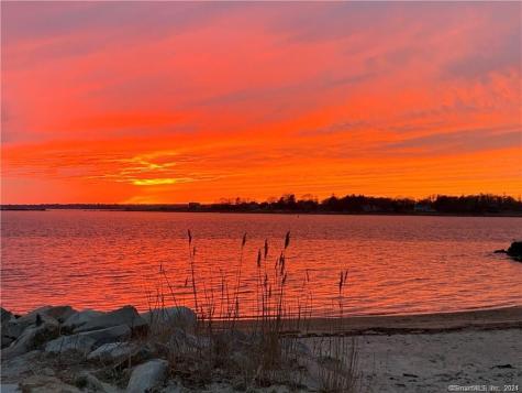 270 North Water Street Stonington CT 06378