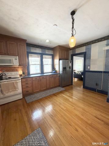 118 Cambridge Street West Hartford CT 06110