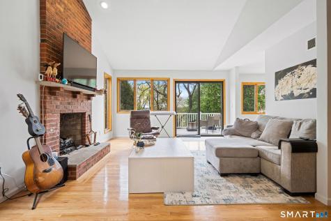 39 Brightwood Lane West Hartford CT 06110