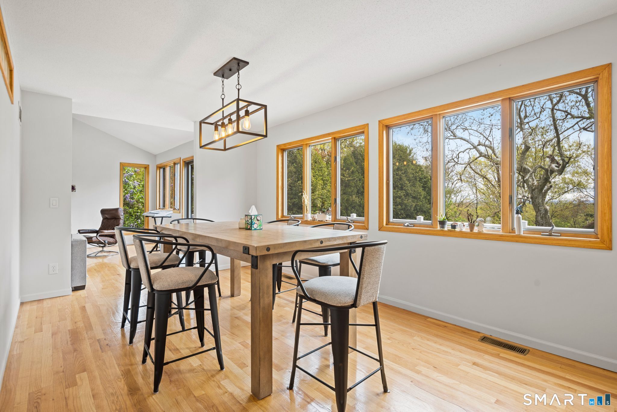 39 Brightwood Lane West Hartford CT 06110
