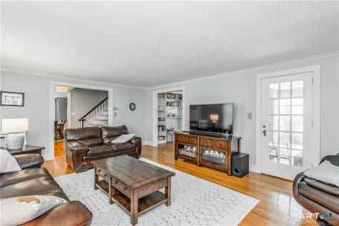 331 Auburn Road West Hartford CT 06119