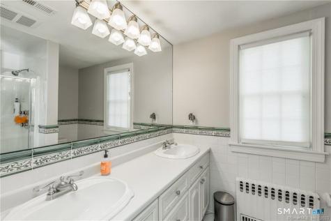 331 Auburn Road West Hartford CT 06119