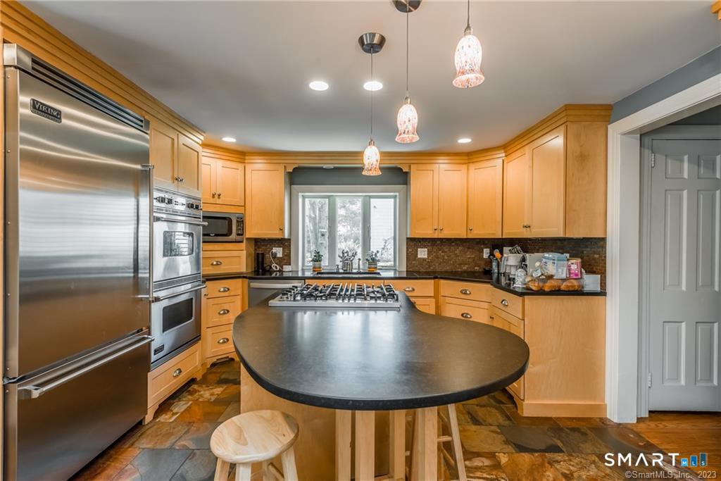 331 Auburn Road West Hartford CT 06119
