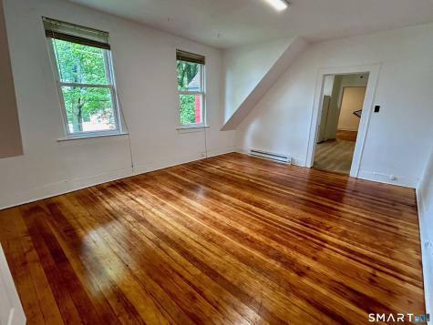 69 Summit Street Norwich CT 06360