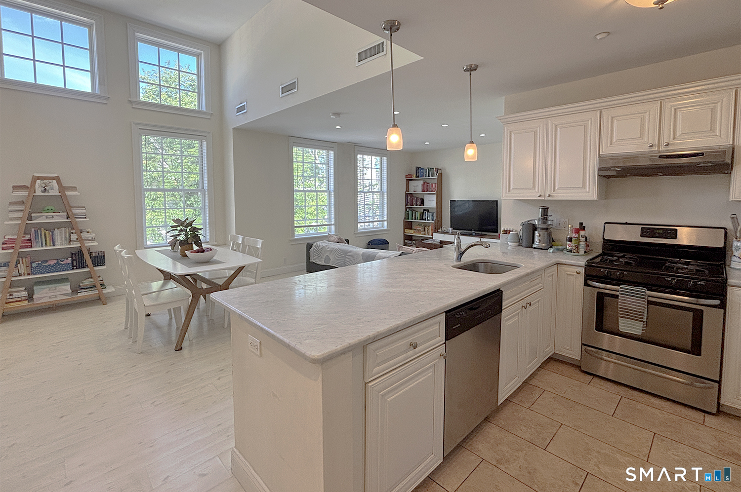 1015 Boston Post Road Darien CT 06820