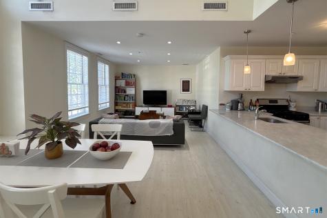 1015 Boston Post Road Darien CT 06820