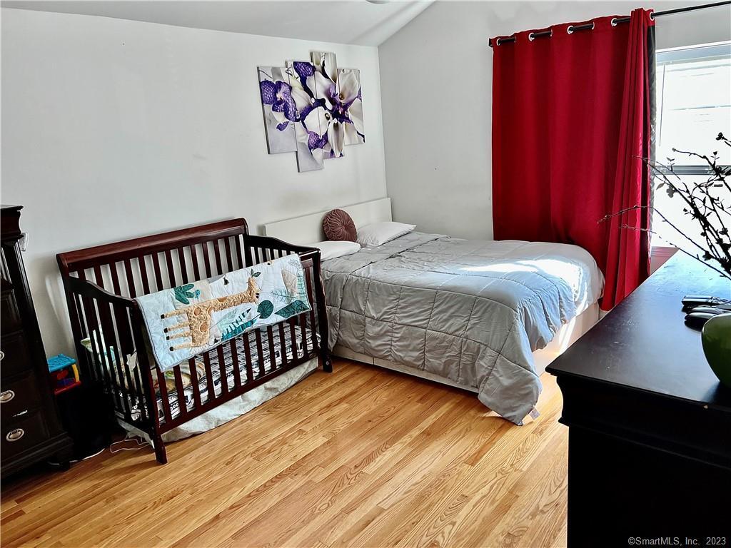 22 Warren Drive Seymour CT 06483